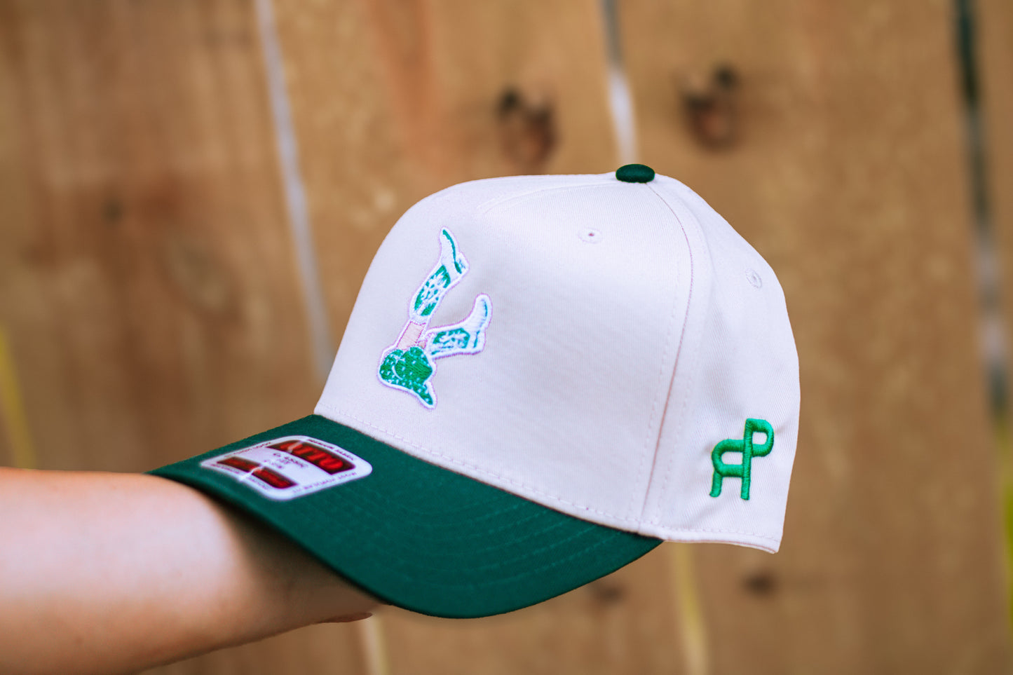 THE DUST KICKER- GREEN CAP